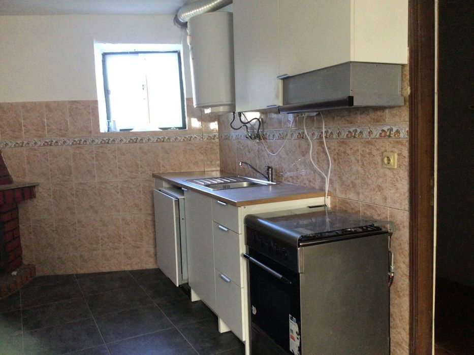 moradia em banda T2 a venda em Paul Covilhã