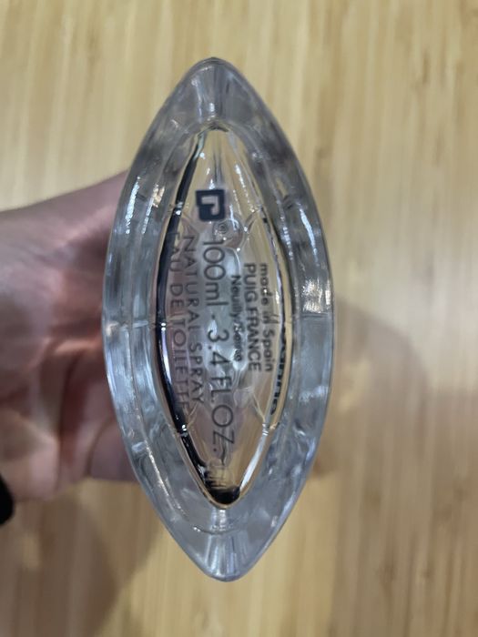 Frasco vazio do perfume XS