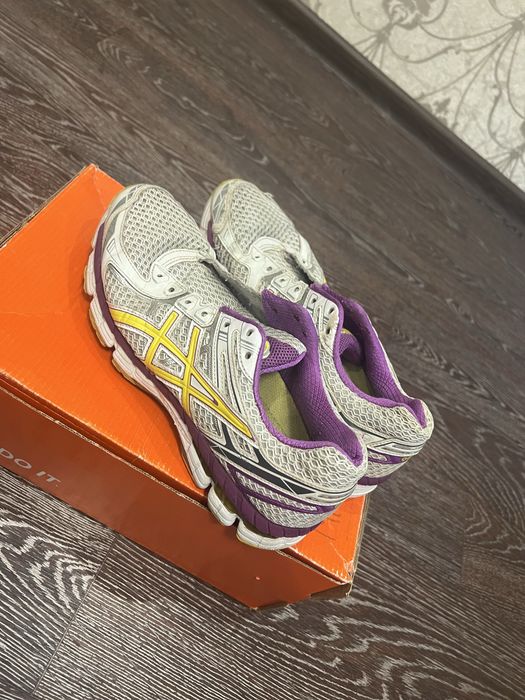ASICS кроссовки фиолетово-жёлтые