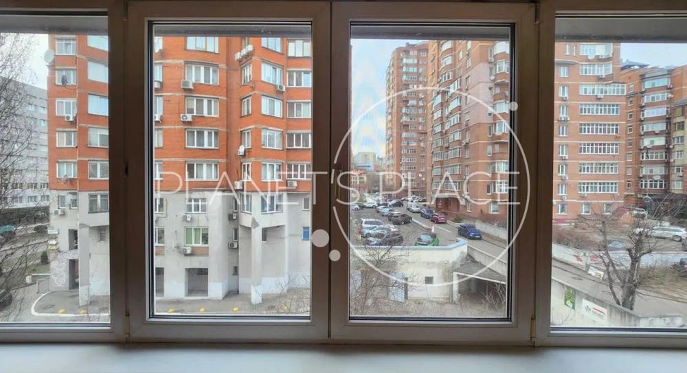 Продаж 2к. квартири, вул. Золотоустівська 4, м. Вокзальна.