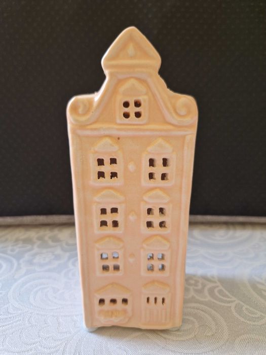 Kamieniczka świecznik rękodzieło