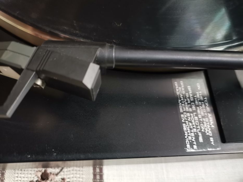 Програвач вінілу pioner