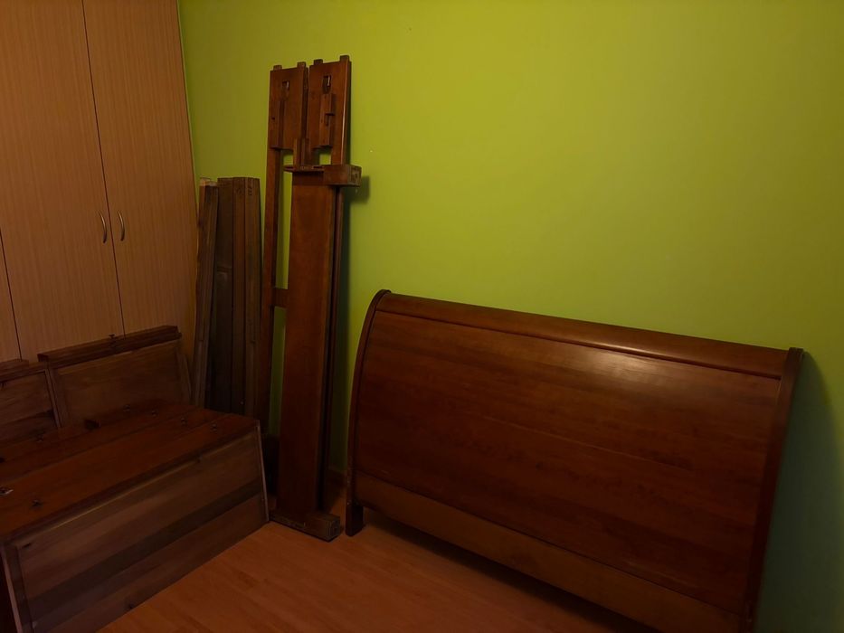 Cama de Casal 190x140 com Arrumação em Cerejeira