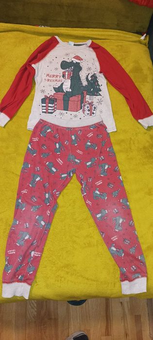 Zestaw piżama świąteczna 122/128