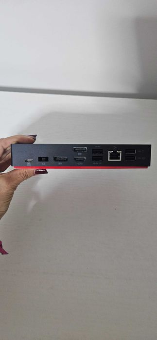 Lenovo ThinkPad UBS-C Dock Gen 2 novo