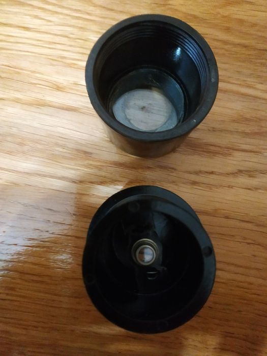 Фоторезистор: ФР-1-3,  ФР1-4В, СФ2-6А, ФСК-2, ФСА-Г2