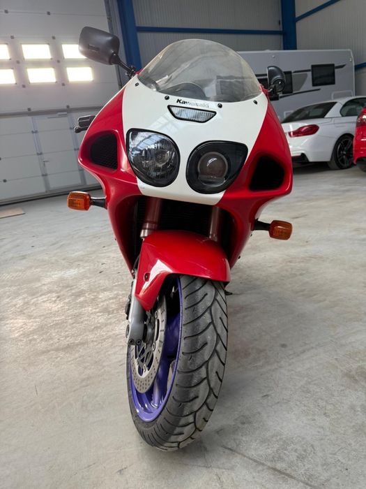 Kawasaki ZX7R 750 1996