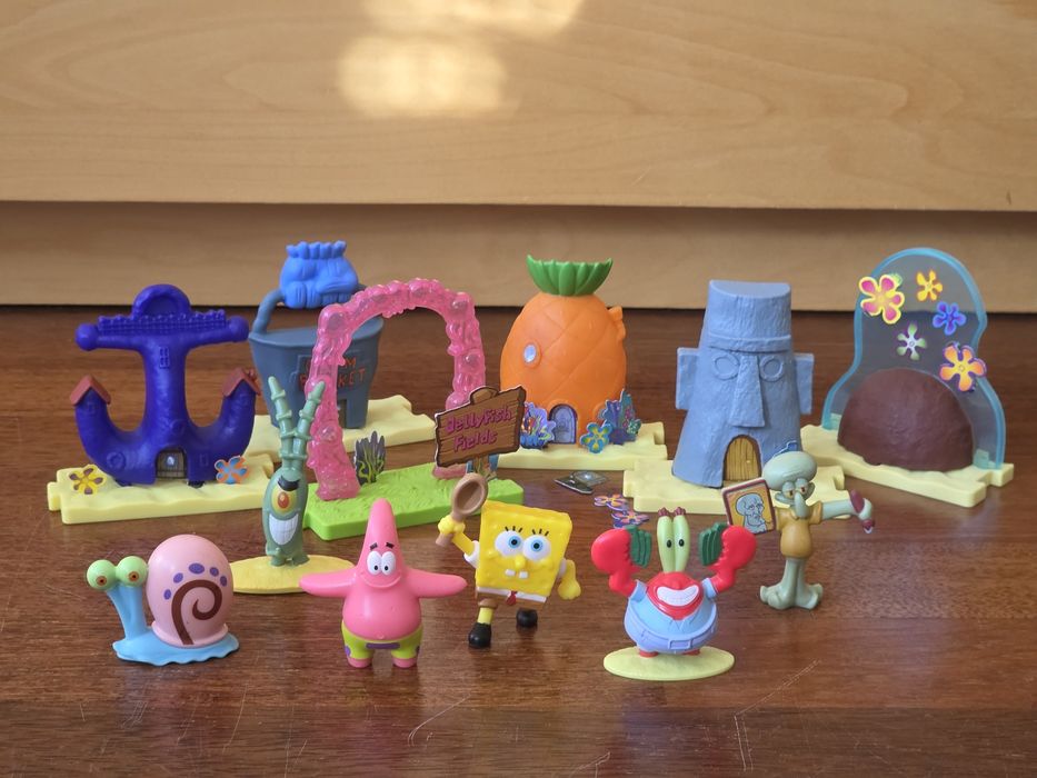 Figurki i domki Spongebob Kanciastoporty