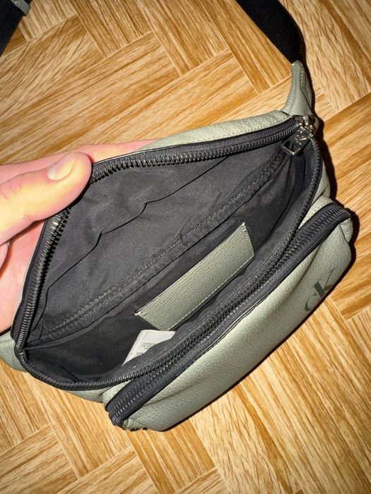 Продам сумку Calvin Klein