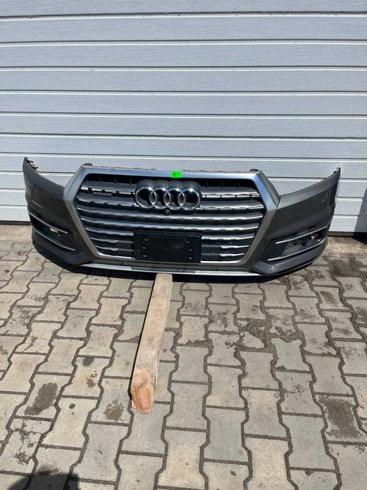 Audi Q7 4M бампер