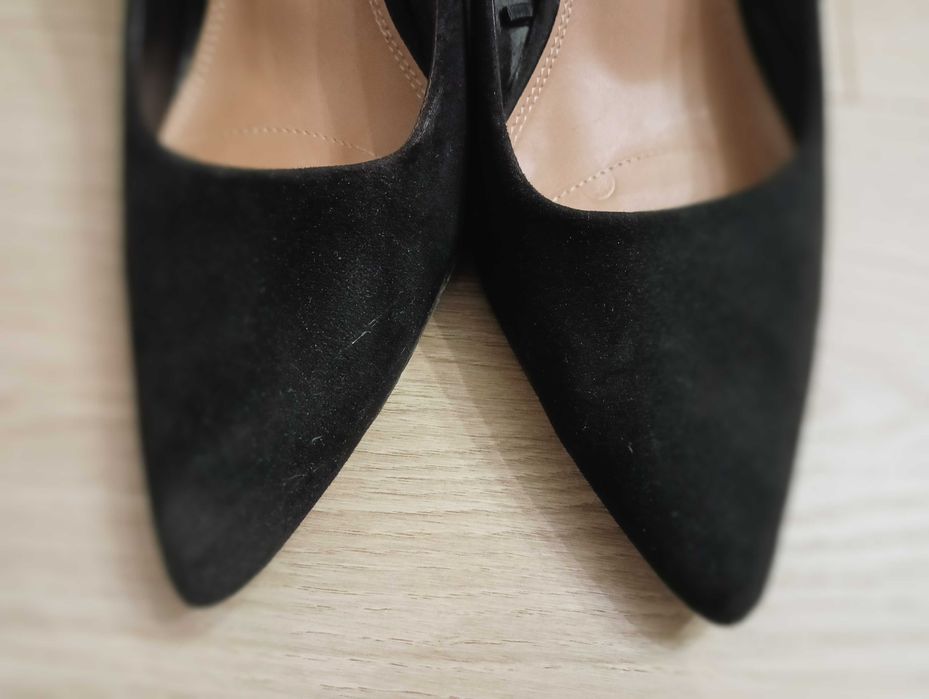 Damskie, czarne, eleganckie buty na obcasach