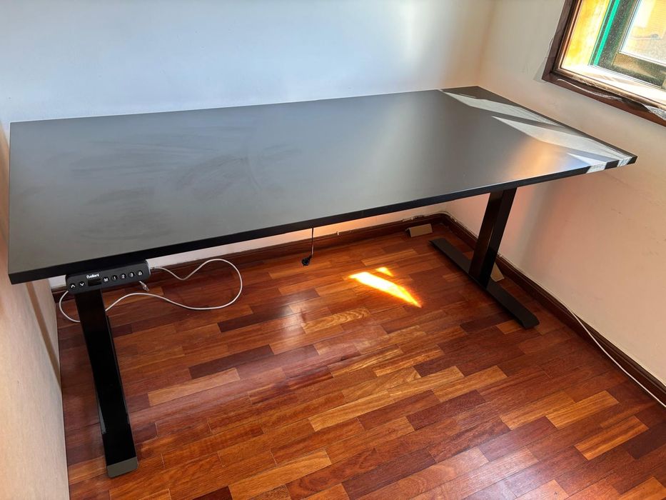 Secretária Elevatória Elétrica Beliani 180x80 – Impecável