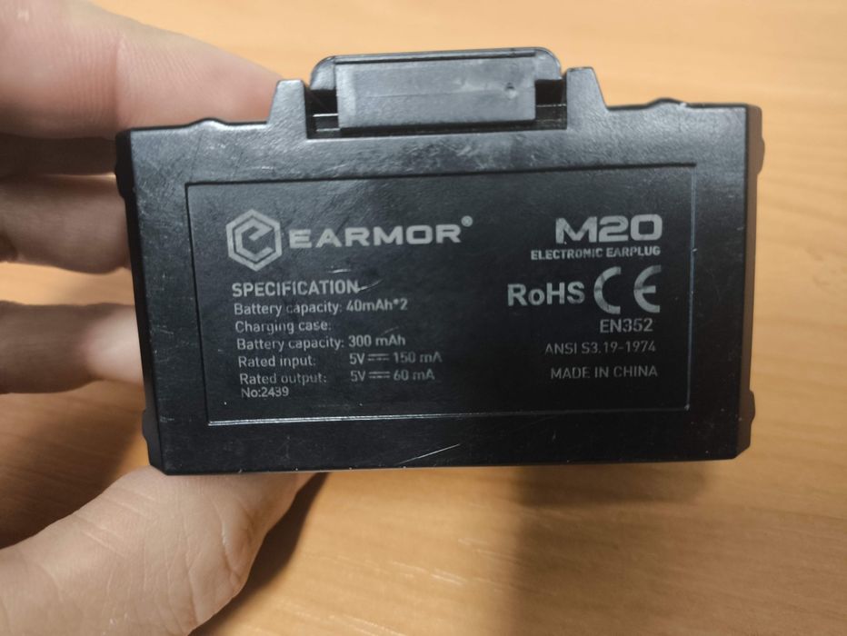 Earmor M20 aktywne ochronniki słuchu strzelectwo
