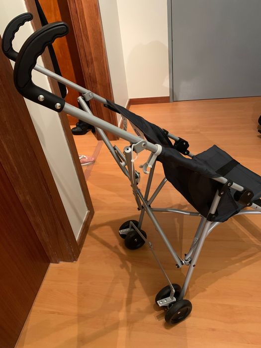 Carrinho de passeio bengala NOVO.