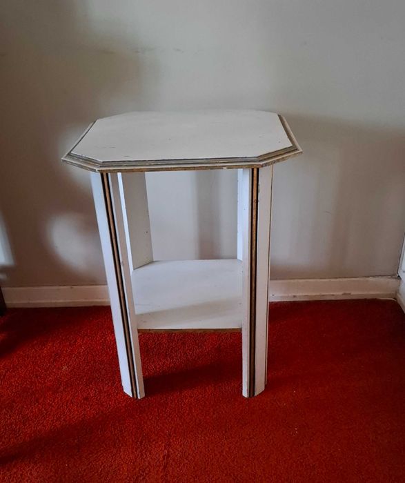 Mesa Lacada Estilo Luis XVI