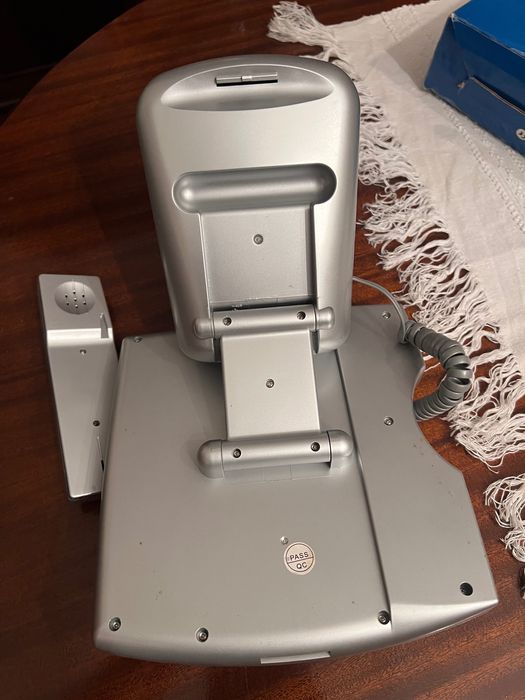 LCD Phone in Good Condition64552458765315123