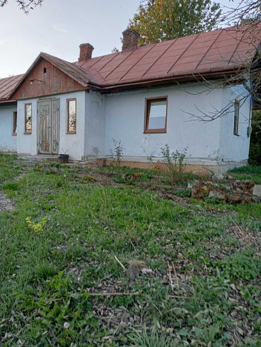 Продам 2 кімнатний будинок Львівщина (23 км від Львова). Щирець село Лани.