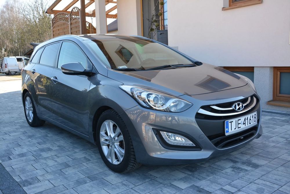 Hyundai I30 Hyundai i30 1,6 CRDi 2013/14, zadbany, 100% oryginał, nowe opony 2kpl