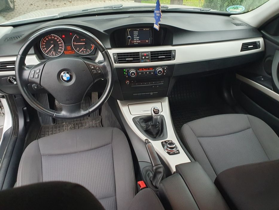 BMW E91 2,0 diesel 143km