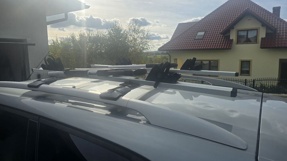 Bagażnik rowerowy dachowy markowy