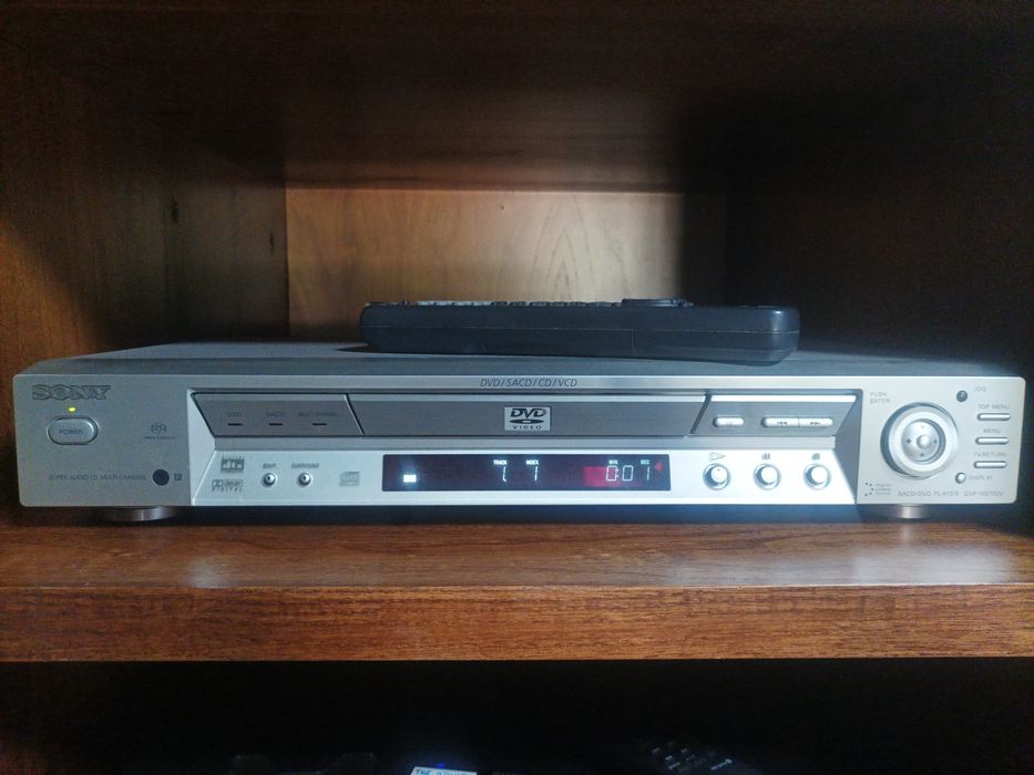 Leitor DVD / SACD Sony DVP-NS700V