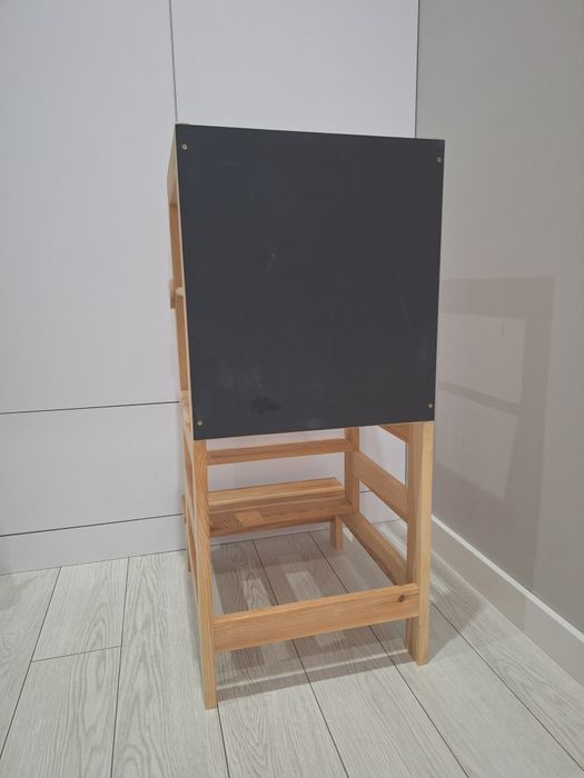 Helper kitchen z tablicą kredową