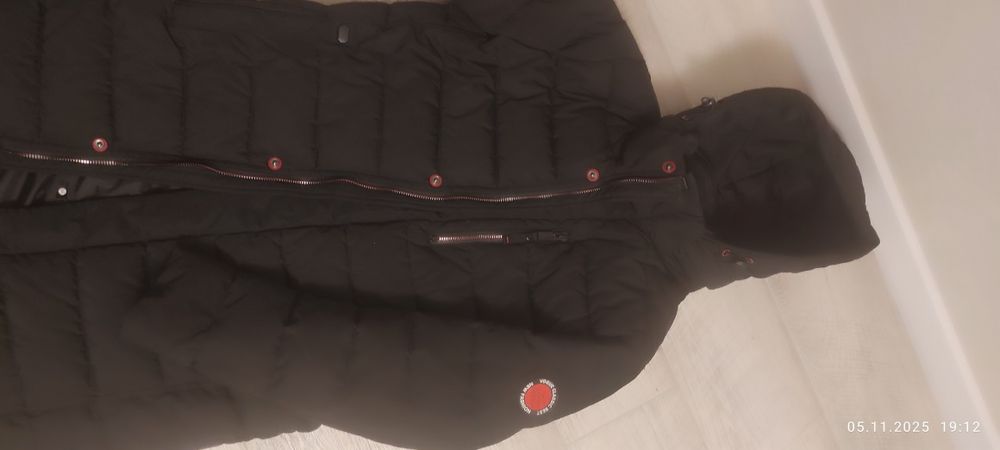 Куртка зимова.розмір L.