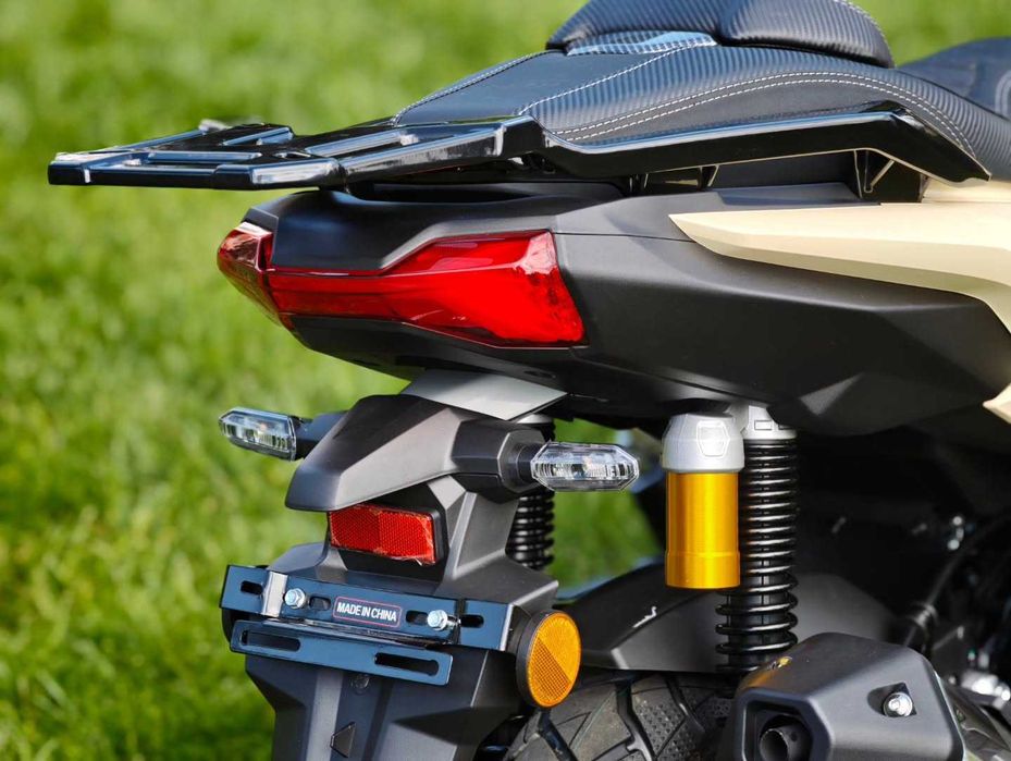 Скутери вищої якості Максі-скутер Vilardo AGV-S Yamaha N-MAX Honda PCX ексклюзивно в Артмото Київ!