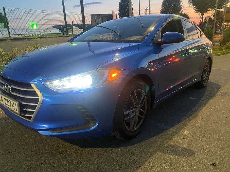 Hyundai elantra 2016