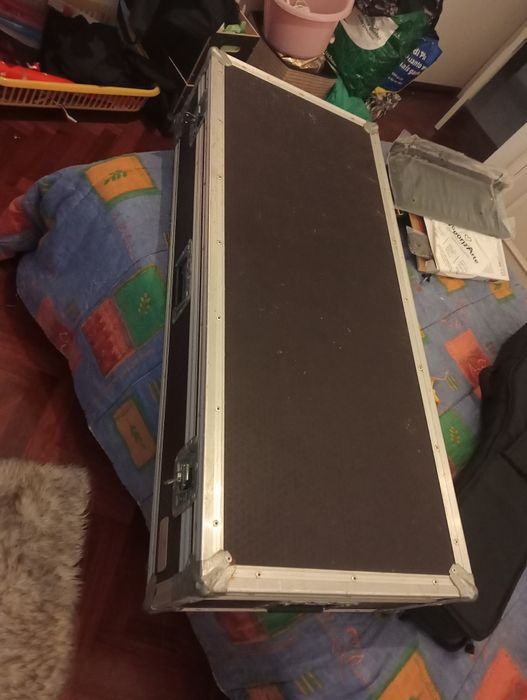 Case hard case para teclado 61 teclas