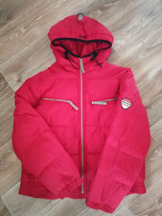 Пуховик фірмовий