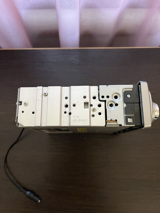 Продам автомагнитолу JVC