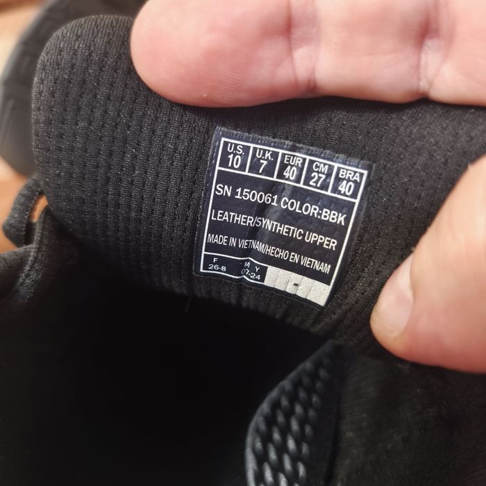Жіночі шкіряні кросівки Skechers