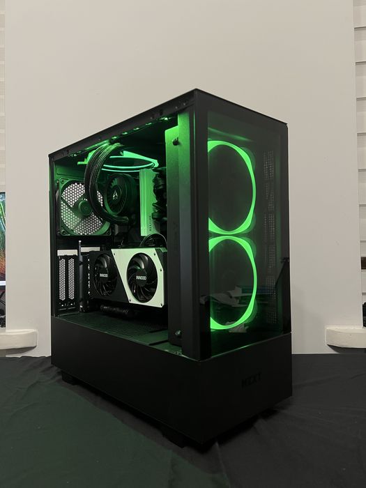 Komputer / RTX 4070 / 5 7500F / 16GB RAM / 1TB SSD