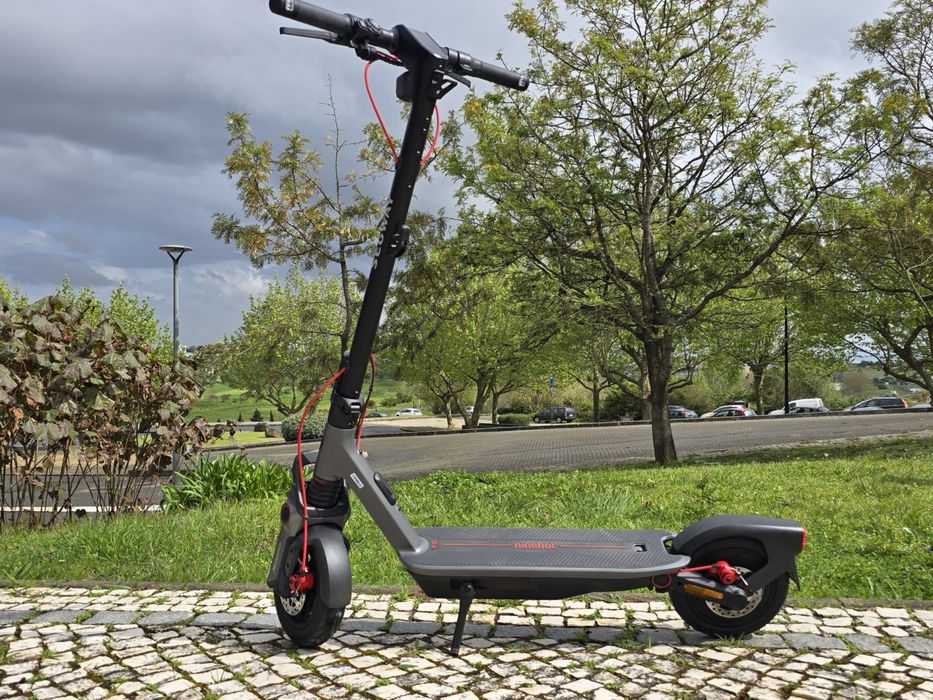 Trotinete Elétrica Ninebot F3 Pro