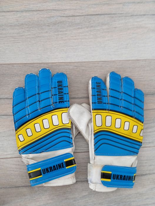 Рукавицы,перчатки футбольные