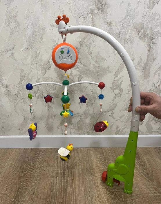 Мобіль дитячий на ліжко