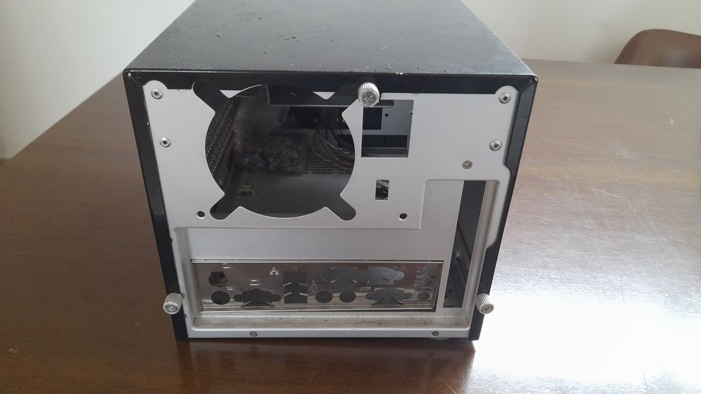 Caixa Micro Atx para PC desktop