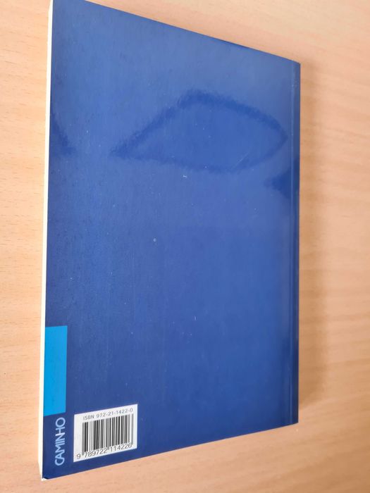 Livro "Trisavó de Pistola à Cinta e Outras Histórias" da Alice Vieira