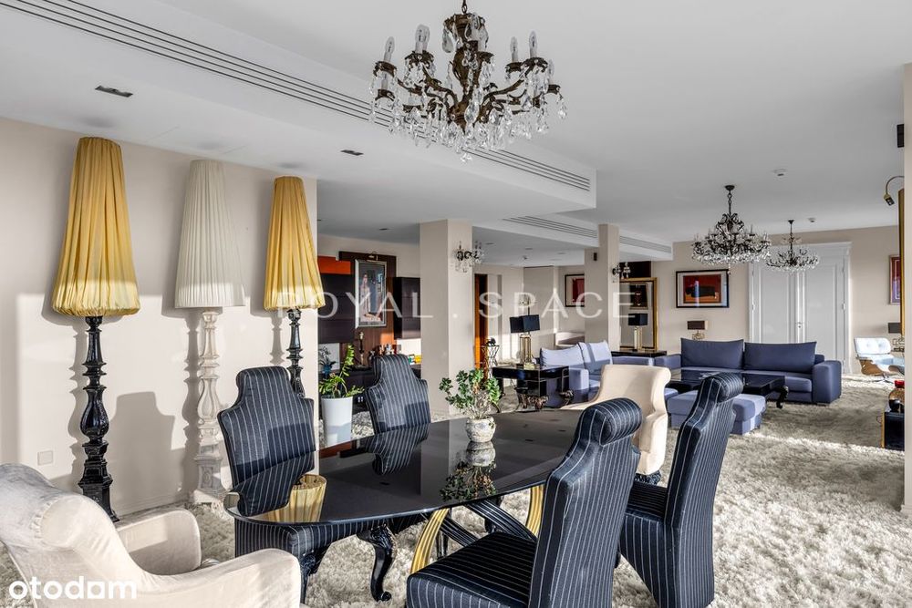 Stunning High-Floor Apartment | Złota 44