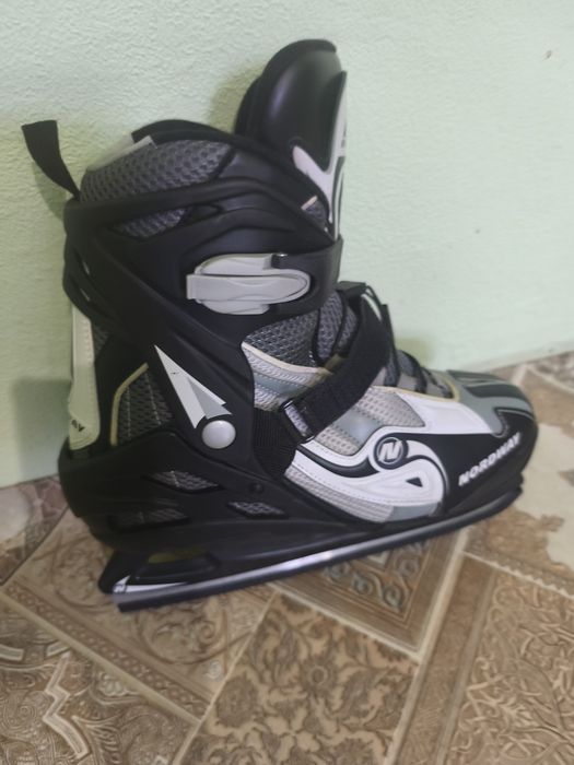 Продам мужские коньки Nordway