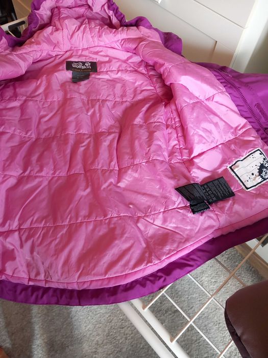 Kurtka JACK WOLFSKIN  140 dla dziewczynki