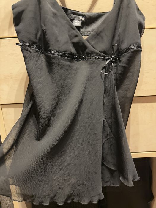 Seksowna koszulka na ramiączkach z H&M