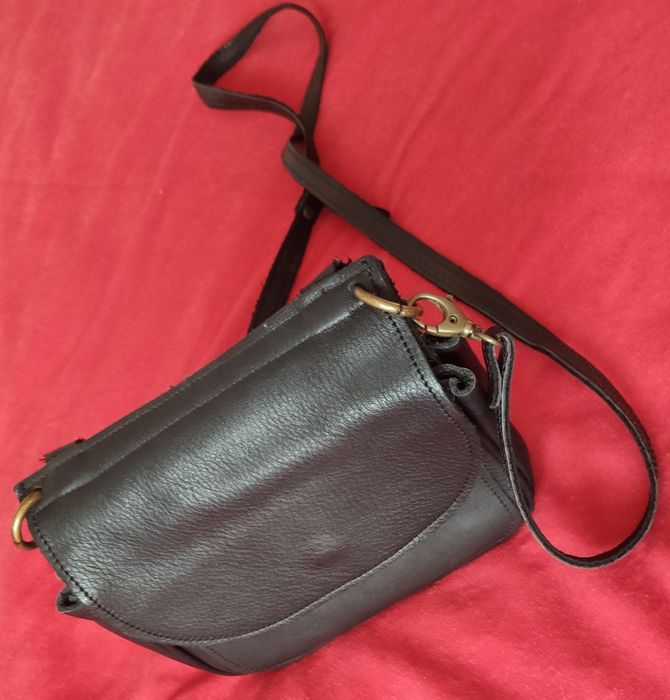 Skórzana torebka listonoszka