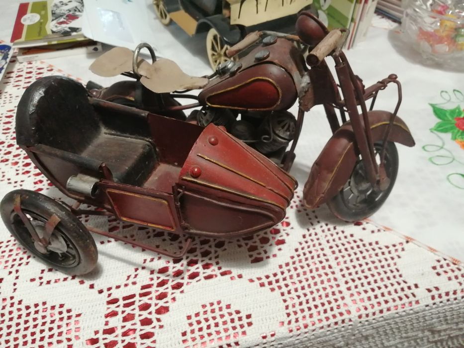 Uma replica de motorcycle