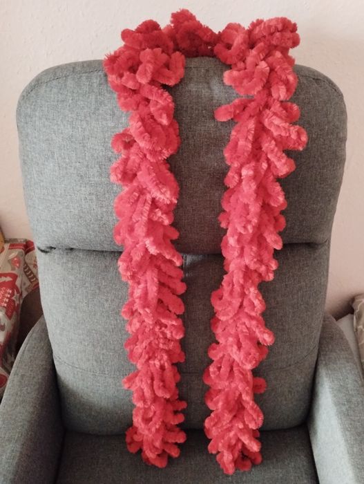 Szal boa czerwony karnawał