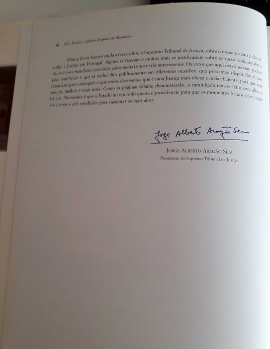 Livro Dois Séculos e Quatro Regimes de Memórias - STJ em Portugal