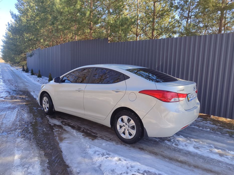 Hyundai Elantra MD хорошая