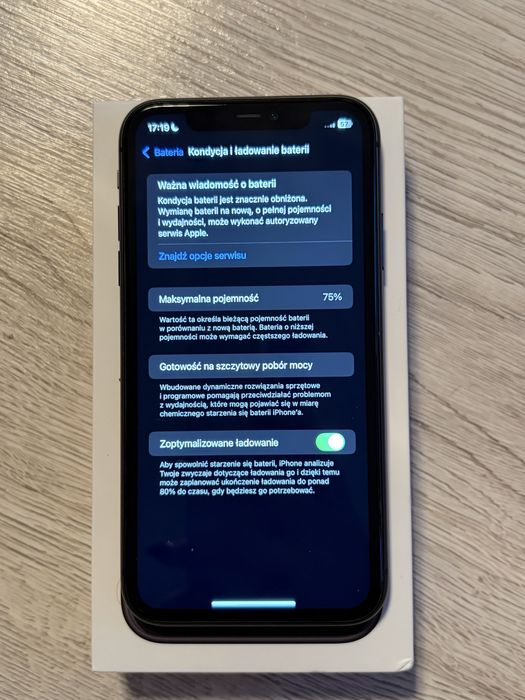 Czarny iPhone 11 Apple 128 gb