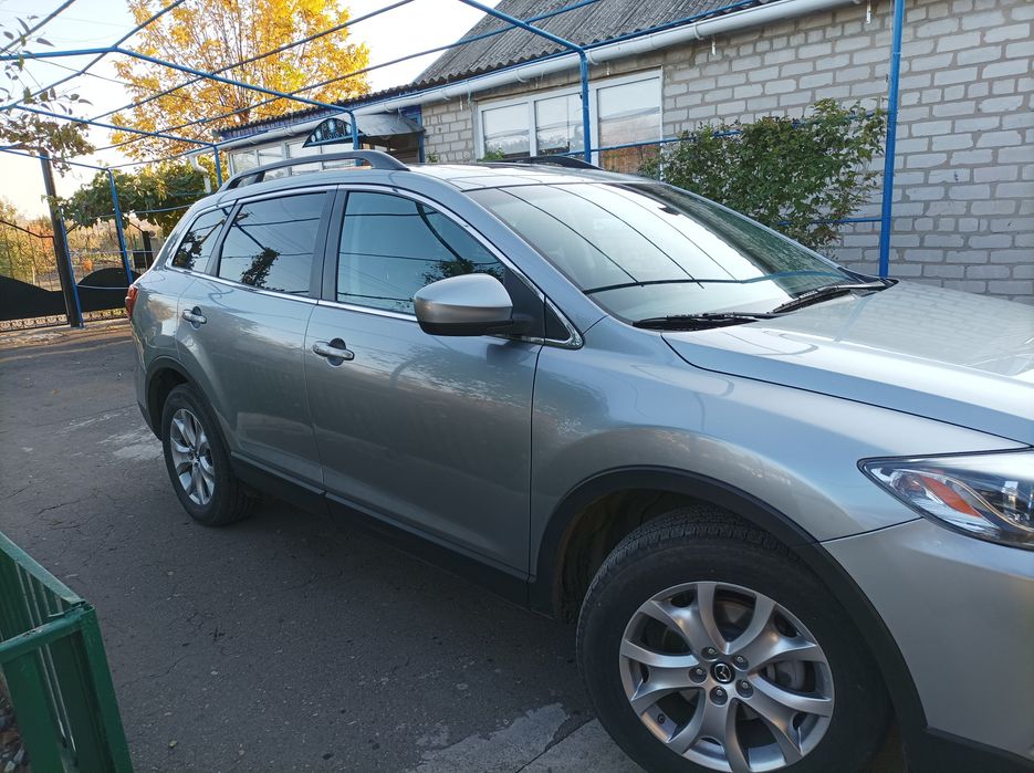 Пасажирські та вантажні перевезення